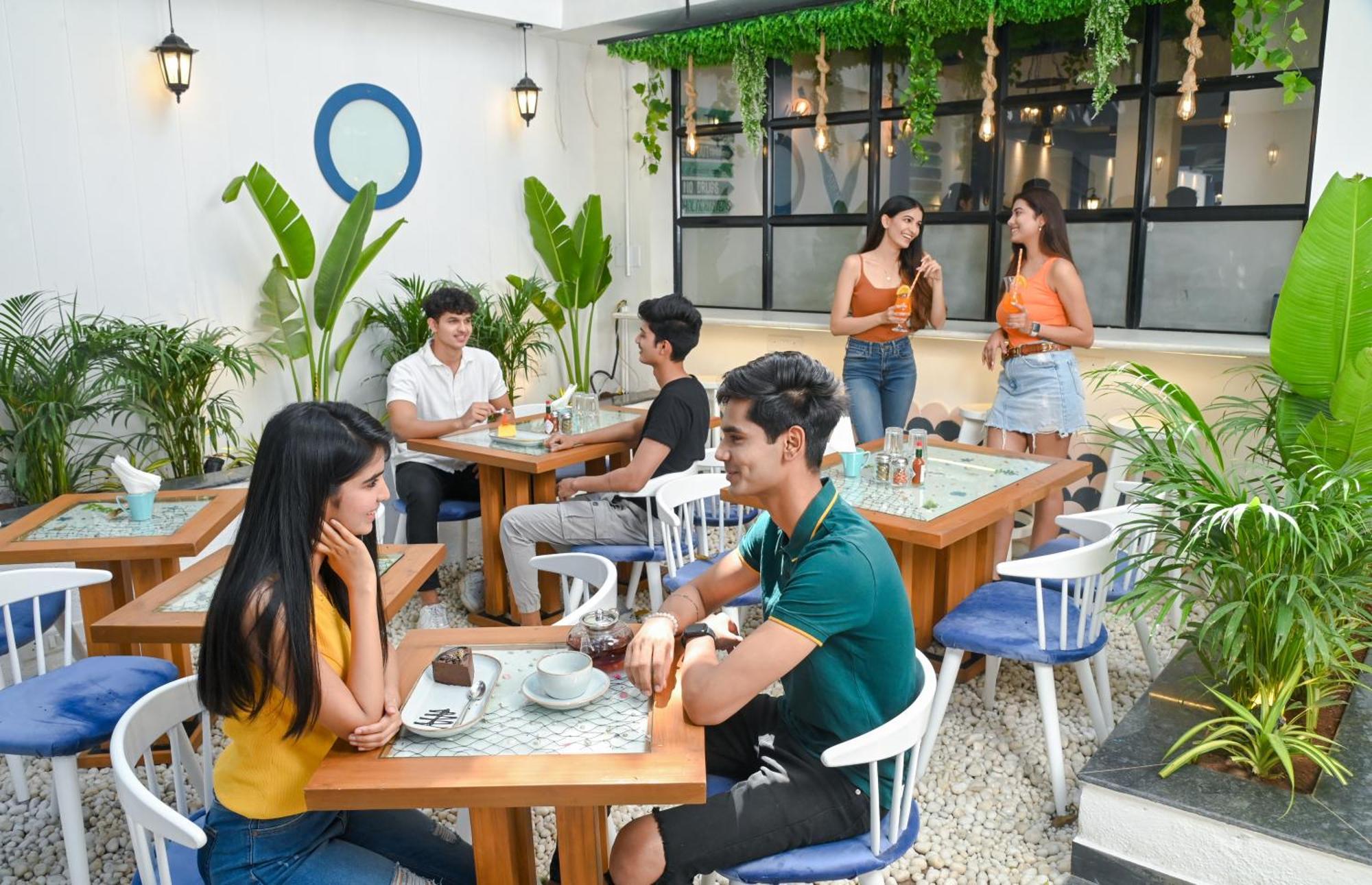 The Voyage - Cafe Hostel Cowork Pune Exterior photo